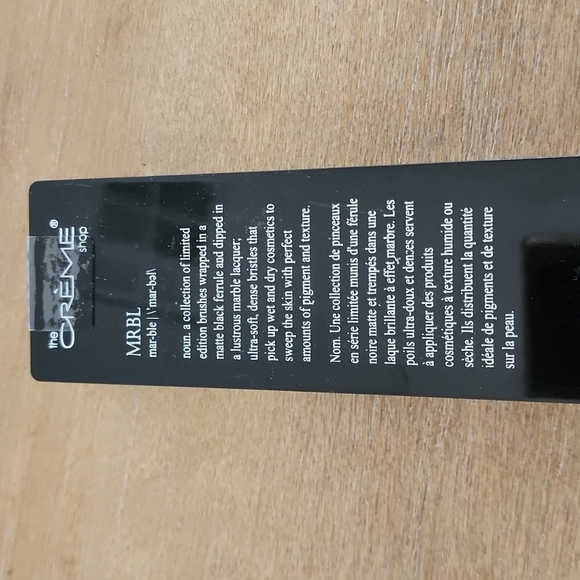 The Creme Shop MRBL Angled Brow Liner & Blush Brush - Picture 6 of 9